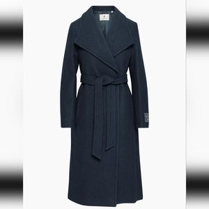 Aritzia Babaton Montage Wool Coat Navy size Small NWOT.